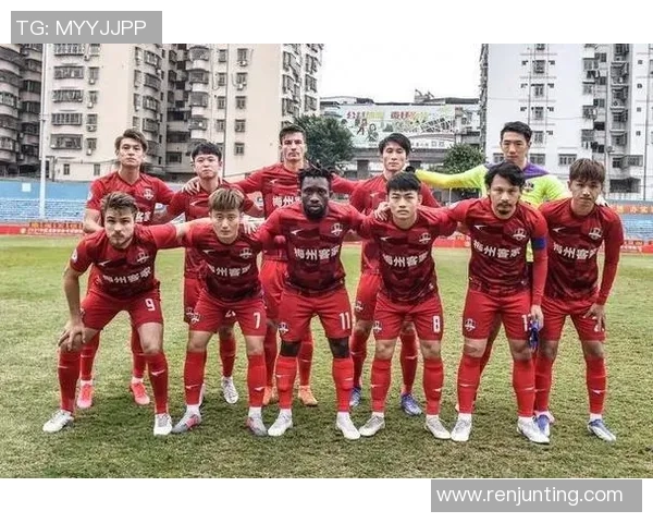 河南足球明星人物解析与发展历程的深度剖析