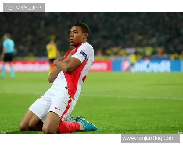 身高一米六却横扫绿茵场 这些足球巨星如何突破身高限制成就传奇